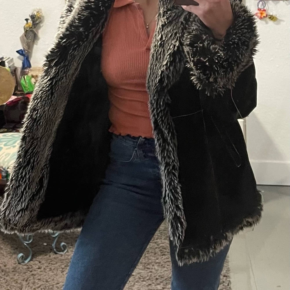 Fur Jacket - Picture 4 of 4